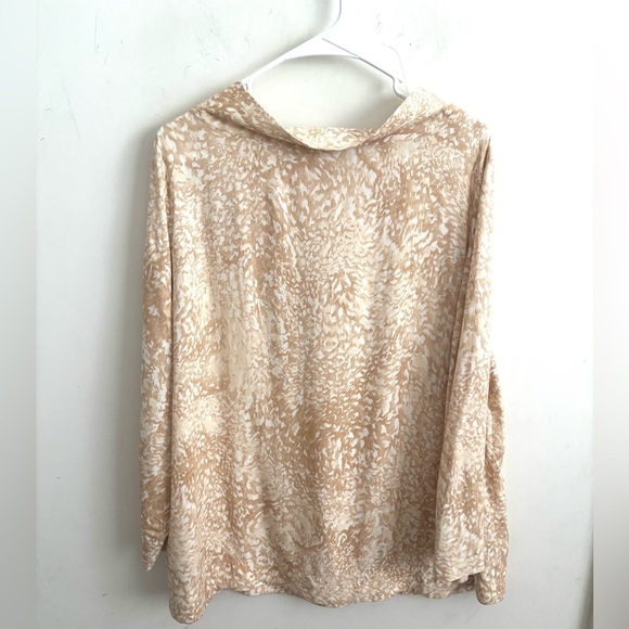 Loungewear Soft Surroundings XL Beige Adrienne Cowl Neck Top Size Long Sleeve - Picture 3 of 5